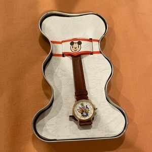 NWT Vintage Disney Timeworks Mickey Mouse and friends watch- brown band